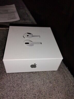 Apple White Wireless Earbuds with Charging Case - Apple AirPods Style